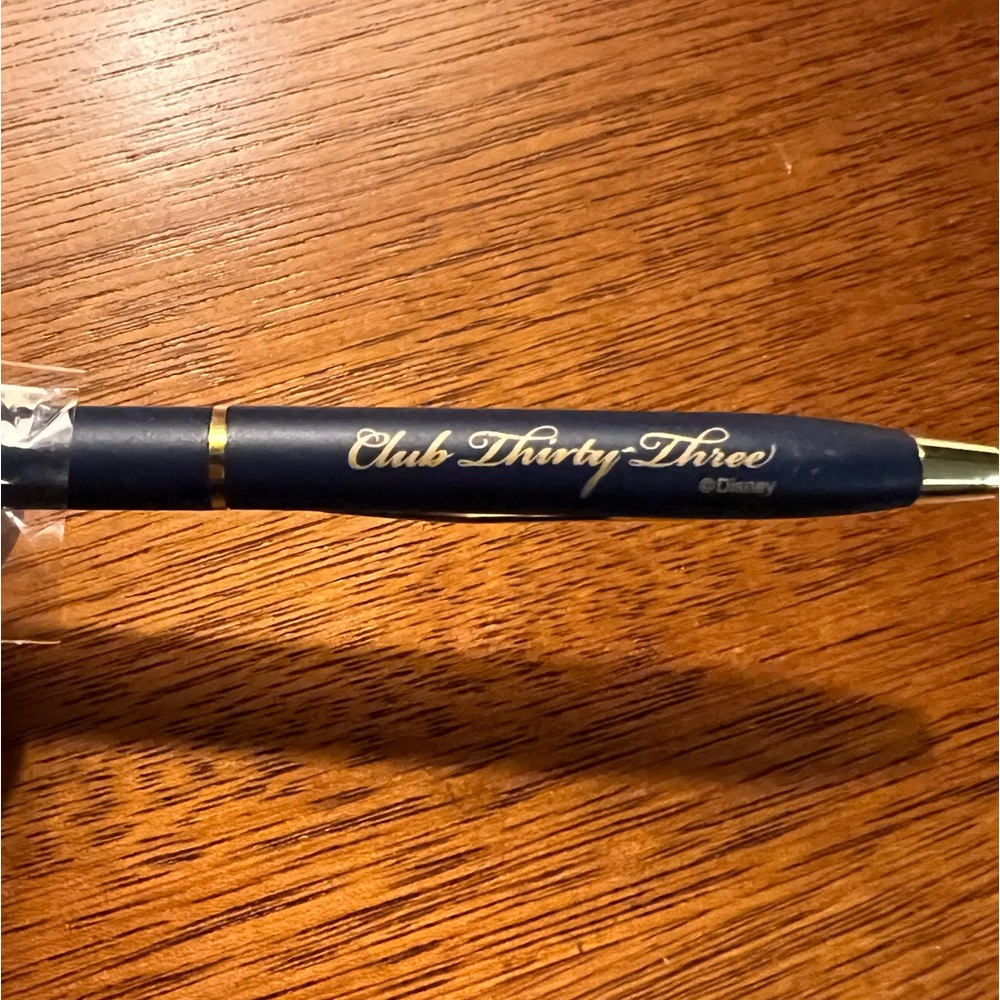 Club 33 Disneyland Retired Employee Fountain Pen